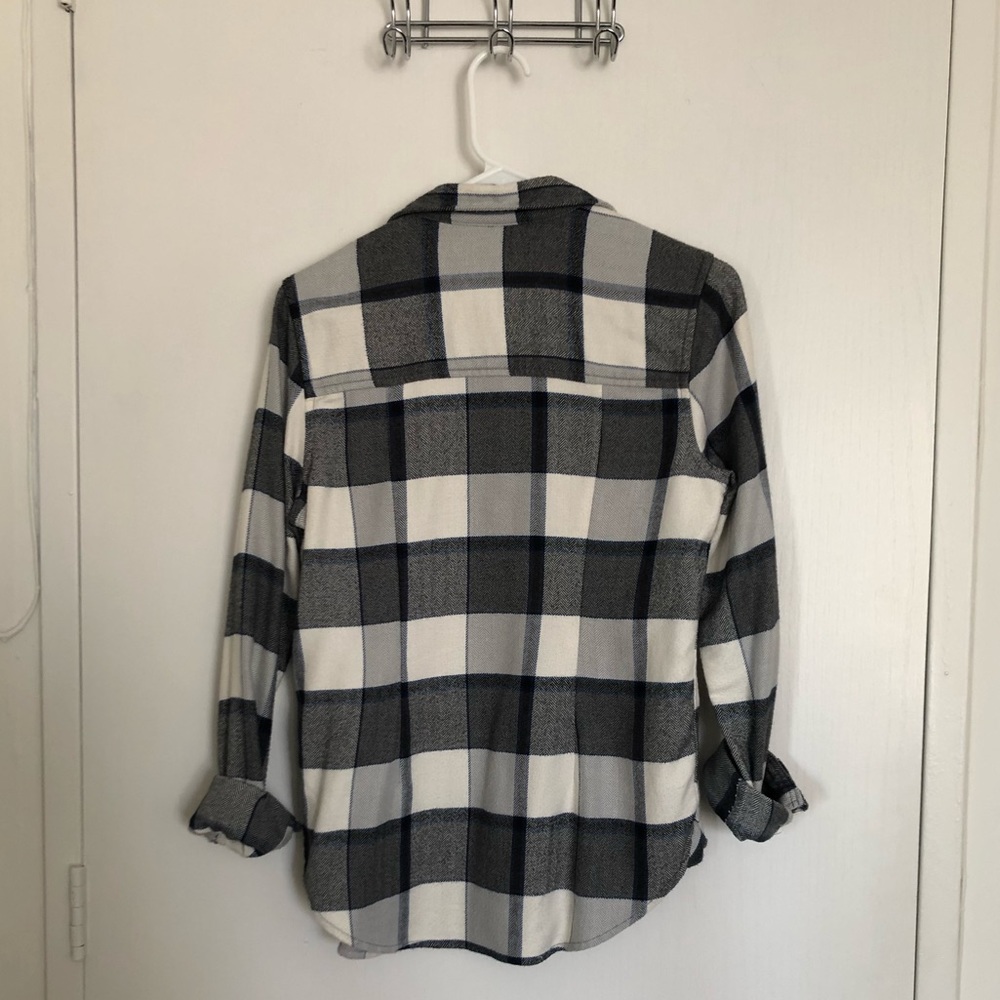 AEO Super Soft Plaid Button Down - Picture 2 of 4